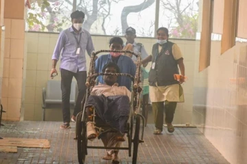 அரசு மருத்துவமனையில் திடீர் தீ விபத்து - நோயாளிகள் அவசரமாக வெளியேற்றம்!