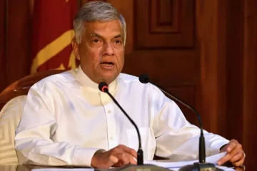 இனி இரண்டு வேளை உணவு மட்டும்தான் - இலங்கை பிரதமர் எச்சரிக்கை!