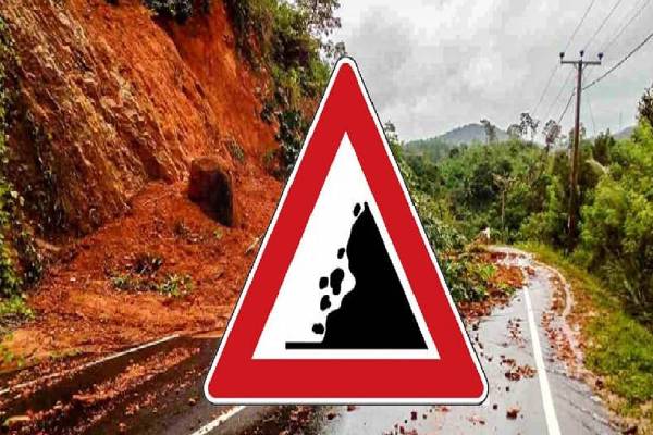 மீண்டும் சிவப்பு மண்சரிவு எச்சரிக்கை! ஐந்து மாவட்ட மக்கள் விழிப்புடன் இருக்குமாறு அறிவுறுத்தல் | Landslide Warning Issued For Five Districts