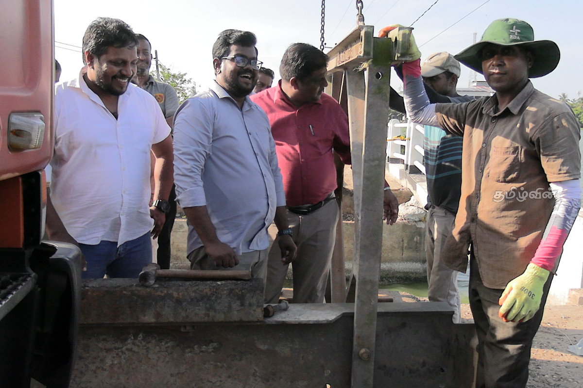 பிள்ளையான் தொடர்பில் கடுமையாக விமர்சித்த கந்தசாமி பிரபு எம்பி | Pillayan Is Not A Good Person Kandasamy Prabhu பிள்ளையான் தொடர்பில் கடுமையாக விமர்சித்த கந்தசாமி பிரபு எம்பி | Pillayan Is Not A Good Person Kandasamy Prabhu