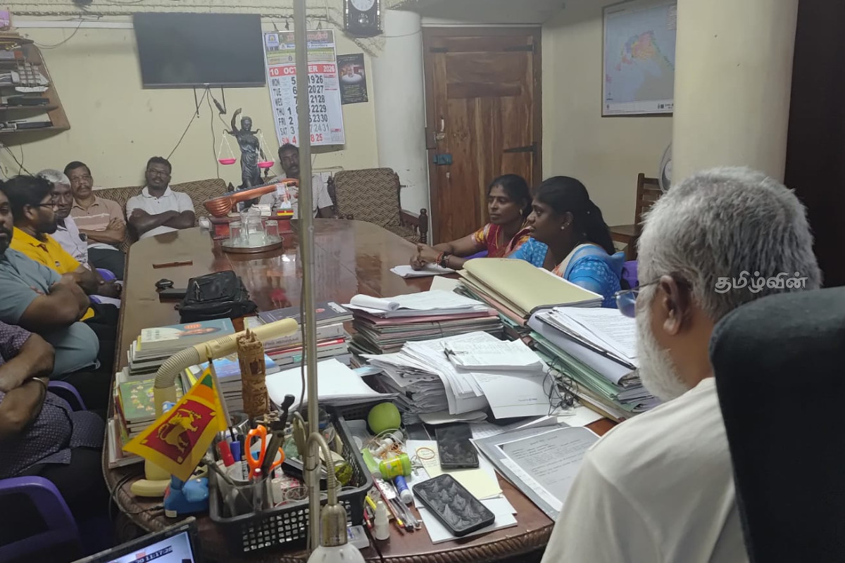 ஈ.பி.டி.பி மீதான நடவடிக்கைகள் வரவேற்க வேண்டியவை - டக்ளஸ் பகிரங்கம் | Actions Against Epdp Welcomed Douglas Devananda ஈ.பி.டி.பி மீதான நடவடிக்கைகள் வரவேற்க வேண்டியவை - டக்ளஸ் பகிரங்கம் | Actions Against Epdp Welcomed Douglas Devananda