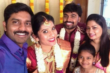 டிடி, ரம்யாவை தொடர்ந்து கணவனை விவாகரத்து செய்தாரா பிரியங்கா.. இது விஜய் டிவியின் ராசி போல