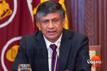 හිටපු ජනාධිපති ලේකම් සමන් ඒකනායකට විදෙස් ගමන් තහනමක්