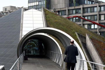 ஜேர்மன் பாதுகாப்பு அமைச்சகத்தை குறிவைக்கும் சந்தேகத்துக்குரிய ட்ரோன்களால் பரபரப்பு