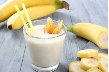 காலையில் தயிருடன் சேர்த்து இந்த பழத்தை சாப்பிட்டு பாருங்க! நன்மைகளோ ஏராளம்