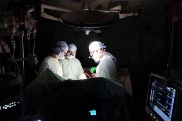 Power cut during child