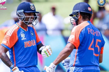 T20 உலக கோப்பை அரையிறுதி: இங்கிலாந்துக்கு வெற்றி இலக்கை நிர்ணயித்தது இந்தியா!