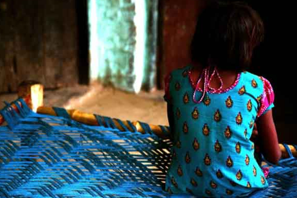 பெண்ணாக இருப்பது பிடிக்கவில்லை; இலங்கையில் ஆணாக வாழ ஆசைப்பட்ட சிறுமி எடுத்த விபரீத முடிவு! | A Girl Who Wanted To Live As A Man Died
