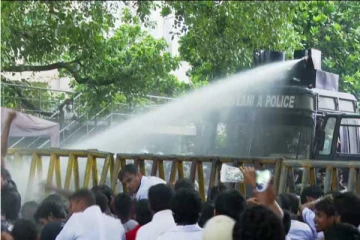 கொழும்பில் தீவிரமடைந்த போராட்டம்