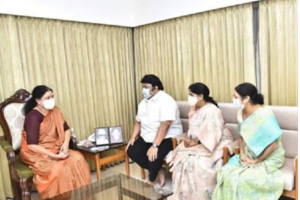 சசிகலாவினை சந்தித்த பிரபு: சந்திப்பில் நடந்தது என்ன? | Prabhu Who Met Sasikala What Happened Meeting