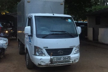 வவுனியாவில் கடத்தப்பட்ட வாகனம் மீட்பு! இளைஞர் ஒருவரும் கைது