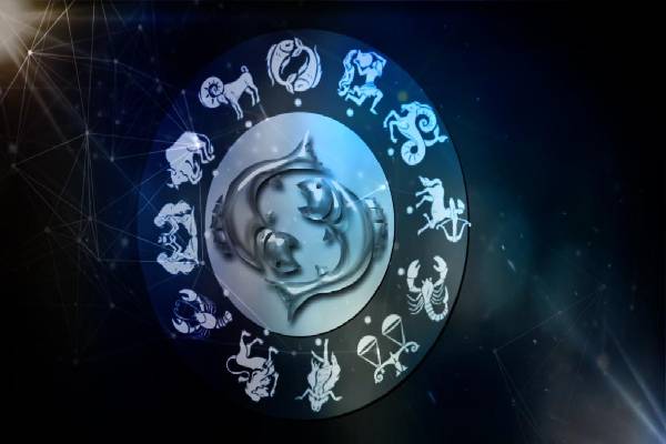 மிகவும் அகங்காரம் பிடித்த பெண் ராசிகள் இவர்கள் தானாம்... இவர்களிடம் ஜாக்கிரதை! | Which Zodiac Sign Women Are Most Aggressive