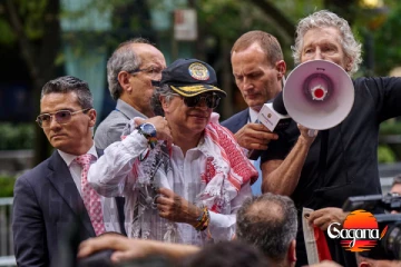 කොලොම්බියා ජනපතිට අමෙරිකාව තහනම්