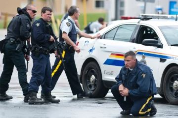 கனடாவில் கொள்ளையில் ஈடுபட்ட மூன்று சிறுவர்களுக்கு நேர்ந்த நிலை!