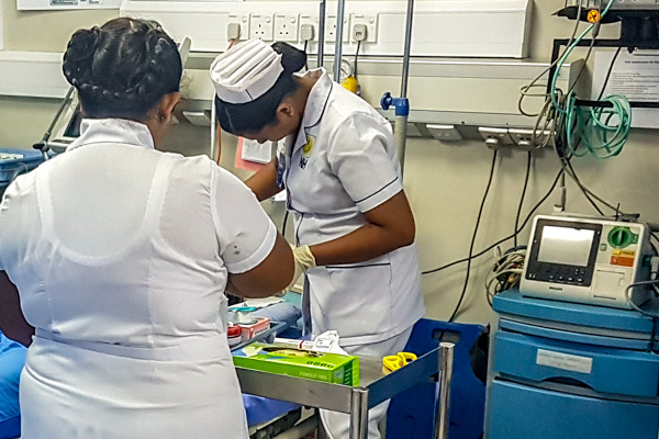தேரரின் கத்திக்குத்து தாக்குதலில் 13 வயது சிறுவன் படுகாயம் | A 13 Year Old Child Is Injured From A Thero