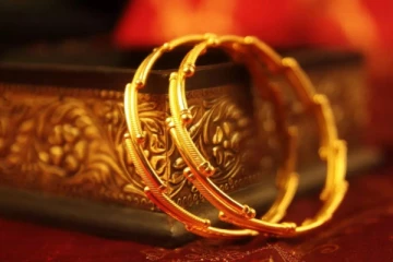 பட்ஜெட் தாக்கல்; குறைந்த தங்கம் விலை - எவ்வளவு தெரியுமா?