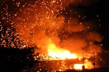 சாத்தூர் அருகே பட்டாசு ஆலையில் பயங்கர சத்தத்துடன் வெடி விபத்து – 5 பேர் படுகாயத்துடன் மீட்பு - அதிர்ச்சியில் மக்கள்