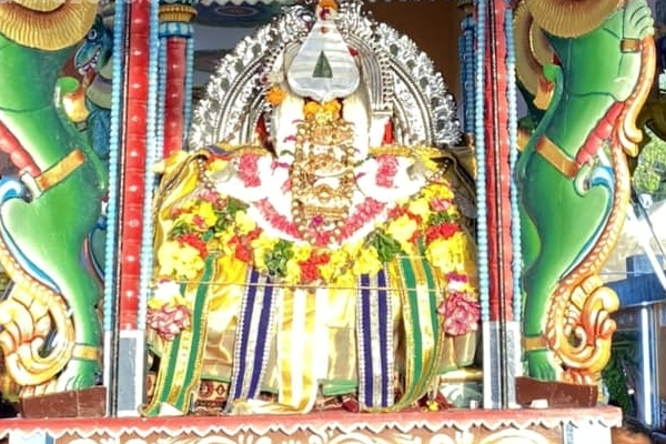 கோலாகலமாக ஆரம்பமானது சந்நிதி முருகன் பெருந்திருவிழா! | Jaffna Sannidhi Murugan Festival Begins