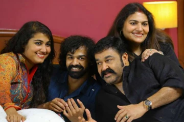 தமிழ் பெண்ணை திருமணம் செய்த நடிகர் மோகன்லால்.. அழகான காதல் கதை இதோ