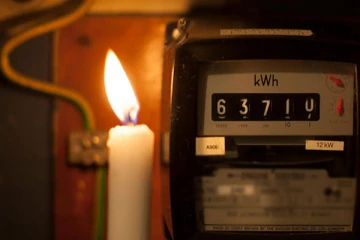 நாட்டில் மின் இணைப்பை துண்டிக்க நடவடிக்கையென செய்தி! இ.மி.சபை பொறியியலாளர் சங்கத்தின் அறிவிப்பு