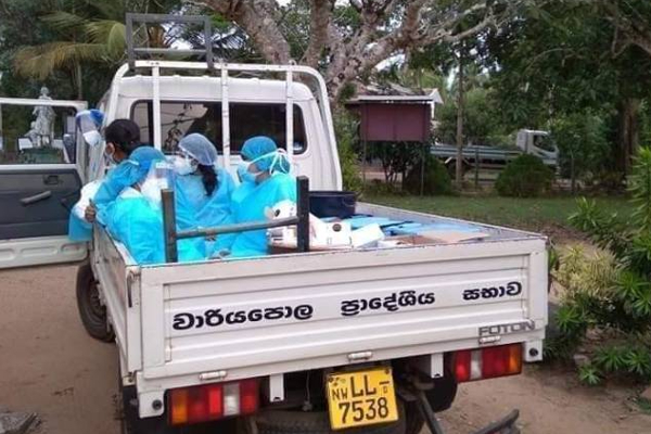 பெண் சுகாதார அதிகாரிகளின் இன்றைய நிலை: மனதை உருக்கும் புகைப்படங்கள் | Today S Status Of Female Health Officers Sri Lanka