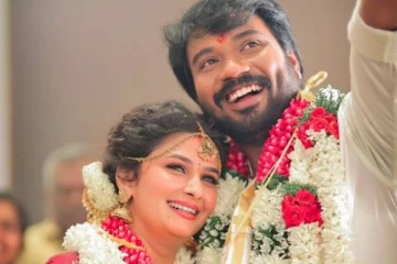 புதுக்கோட்டையில் படு பிரம்மாண்டமாக நடந்த சீரியல் பிரபலங்கள் வெற்றி வசந்த், வைஷாலி திருமண வரவேற்பு... கலக்கல் போட்டோஸ்