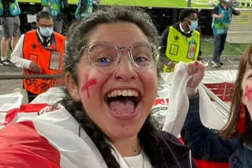 யூரோ கால்பந்து போட்டியால் வேலையிழந்த இளம்பெண்... சினிமாவில் வருவது போல் ஒரு சம்பவம்