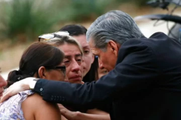 அமெரிக்காவில் பயங்கரம்  :  பள்ளியில் 18 குழந்தைகள் சுட்டுக்கொலை