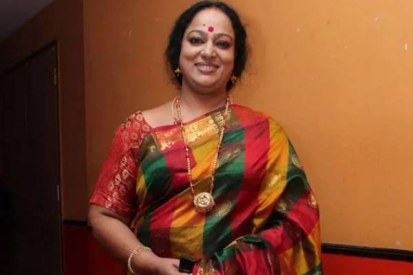 எனது உடல் எடை அதிகமானதற்கு காரணமே இதுதான்- ஓபனாக கூறிய நடிகை நளினி | Actress Nalini About Her Body Weight எனது உடல் எடை அதிகமானதற்கு காரணமே இதுதான்- ஓபனாக கூறிய நடிகை நளினி | Actress Nalini About Her Body Weight