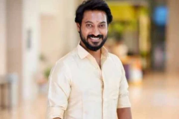 குக் வித் கோமாளி 5 நிகழ்ச்சி புகழ் மாதம்பட்டி ரங்கராஜ் யார் என்று தெரியுமா?- அழகிய குடும்ப போட்டோ