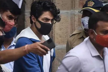 ஆர்யன் கான் சிறையில் என்ன உணவு சாப்பிடுகின்றார் தெரியுமா? அதிர்ச்சியில் ரசிகர்கள்