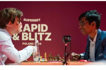 உலக சாம்பியன் கார்லசனை வீழ்த்தினார் பிரக்ஞானந்தா!