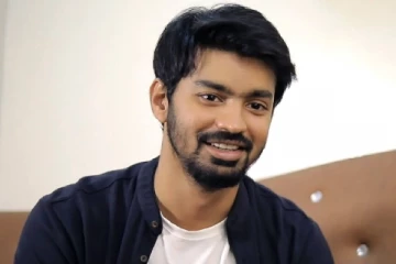 முதல்முறையாக தனது குழந்தையின் புகைப்படத்தை வெளியிட்ட நடிகர் மஹத், புகைப்படம் உள்ளே..