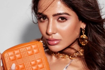 ஆள் அடையாளம் தெரியாமல் மாறிய நடிகை சமந்தா.. மிரண்டு வாய்ப்பிளக்கும் ரசிகர்கள்...