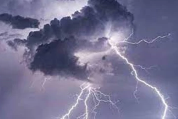 திருகோணமலையில் மின்னல் தாக்கி இருவர் மரணம்