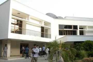 ‘’ ஜெயலலிதா இல்லம்  அரசுடமையாக்கியது  செல்லாது ’’ - சென்னை உயர்நீதி மன்றம் அதிரடி  உத்தரவு