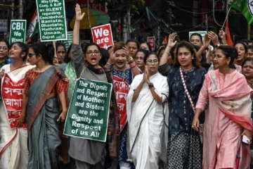 குற்றவாளிகளை துாக்கில் போடணும் - கெடு விதித்த முதல்வர் மம்தா