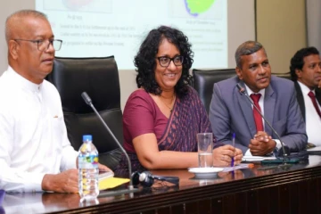 வடக்கு, கிழக்கு காணிப் பிணக்கு; பிரதமர் கூட்டம்