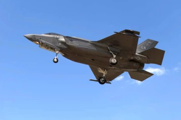 நேட்டோ வான்வெளியில் உளவு பார்த்த ரஷ்ய விமானங்கள்., தடுத்து நிறுத்திய பிரித்தானிய வான்படை