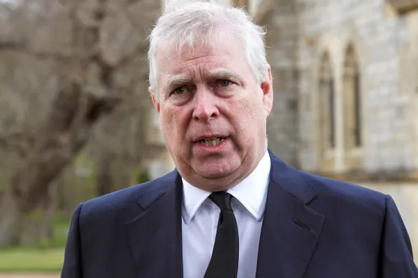 ஆண்ட்ரூ இளவரசர் மீது பாலியல் முறைகேடு : அதிர்ச்சியூட்டும் புதிய குற்றச்சாட்டு | Misconduct Against Prince Andrew New Allegation