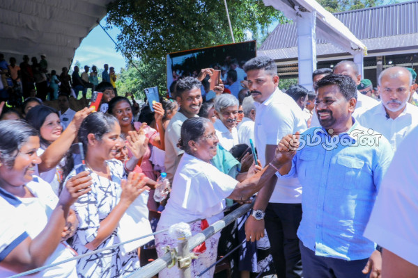 வரலாற்றில் முதன்முறையாக அதிகரிக்கும் சம்பளம்! அநுரவின் இன்றைய உறுதிமொழி | Estate Workers Salary Issue வரலாற்றில் முதன்முறையாக அதிகரிக்கும் சம்பளம்! அநுரவின் இன்றைய உறுதிமொழி | Estate Workers Salary Issue