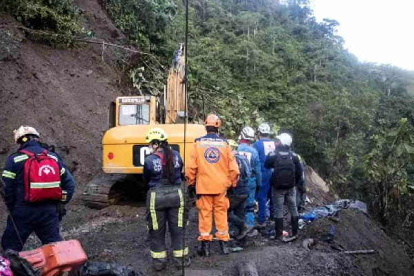 கொலம்பியாவில் மண்சரிவில் 34 பேர் பலி | 34 Killed In Landslides In Colombia