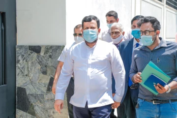 தடுப்பு காவலில் இருந்து விடுவிக்க கோரி ரிஷாட் சார்பில் நீதிமன்றம் சென்ற மனு!