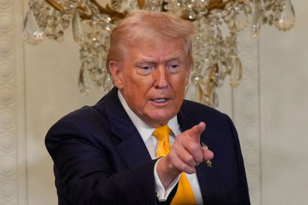 உலக நாடுகள் மீது ட்ரம்பின் வரி விதிப்பு குறித்து அமெரிக்க உச்ச நீதிமன்றின் அதிரடி தீர்ப்பு | Supreme Court Rules That Trump S Tariffs Are Wrong