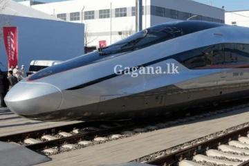 ලොව වේගවත්ම අධිවේගී දුම්රිය චීනය එළිදක්වයි.. හිතාගන්න පුළුවන්ද වේගය කොහොමද කියලා..