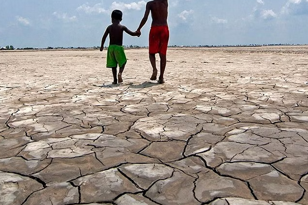 யாழில் கடும் வறட்சி: இலட்சக்கணக்கான குடும்பங்கள் பாதிப்பு | Severe Drought In Jaffna