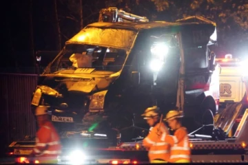 பிரித்தானியாவின் பரபரப்பான சாலையில் பயங்கர விபத்து: 3 பேர் மரணம்., 12 மணி நேரமாக முடங்கிய போக்குவரத்து