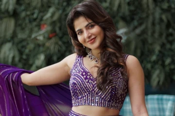 நடிகை ஐஸ்வர்யா மேனன் அழகிய போட்டோஷூட்