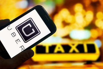 சவாரிகளை ரத்து செய்தும் ஒரு வருடத்தில் ரூ.90 லட்சம் சம்பாதித்த Uber டிரைவர்