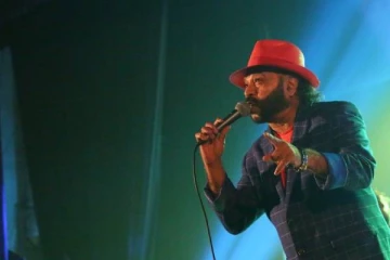 மறைந்த பாடகர் சுனில் பெரேராவுக்கு இரங்கல் தெரிவித்த அவுஸ்திரேலிய அமைச்சர்